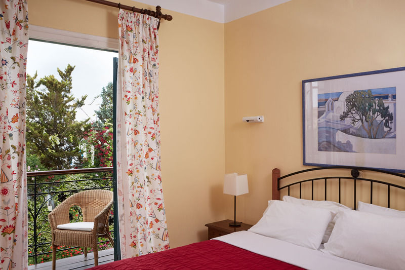 Spetses Retreat Accommodation Екстериор снимка