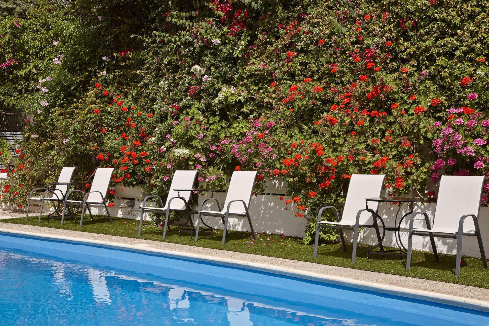 Spetses Retreat Accommodation Екстериор снимка