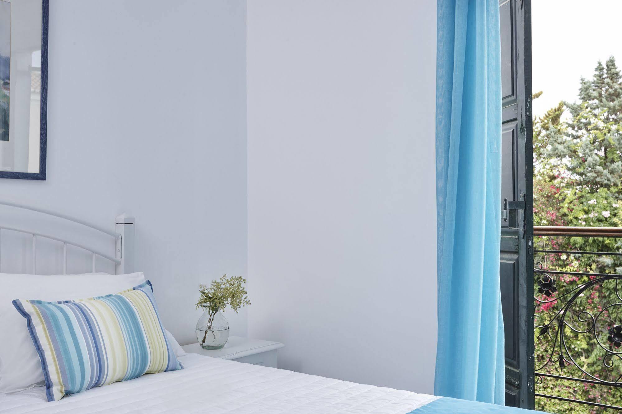 Spetses Retreat Accommodation Екстериор снимка