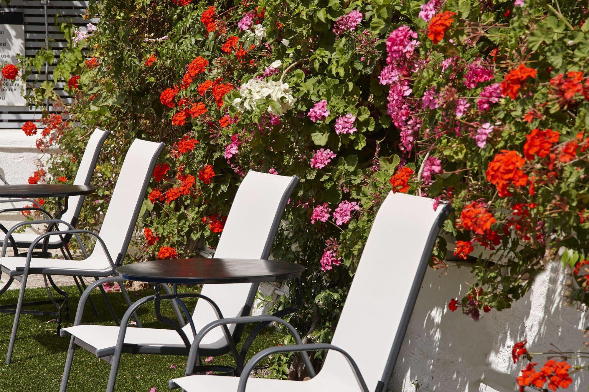 Spetses Retreat Accommodation Екстериор снимка
