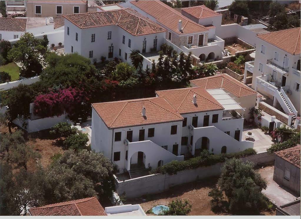 Spetses Retreat Accommodation Екстериор снимка