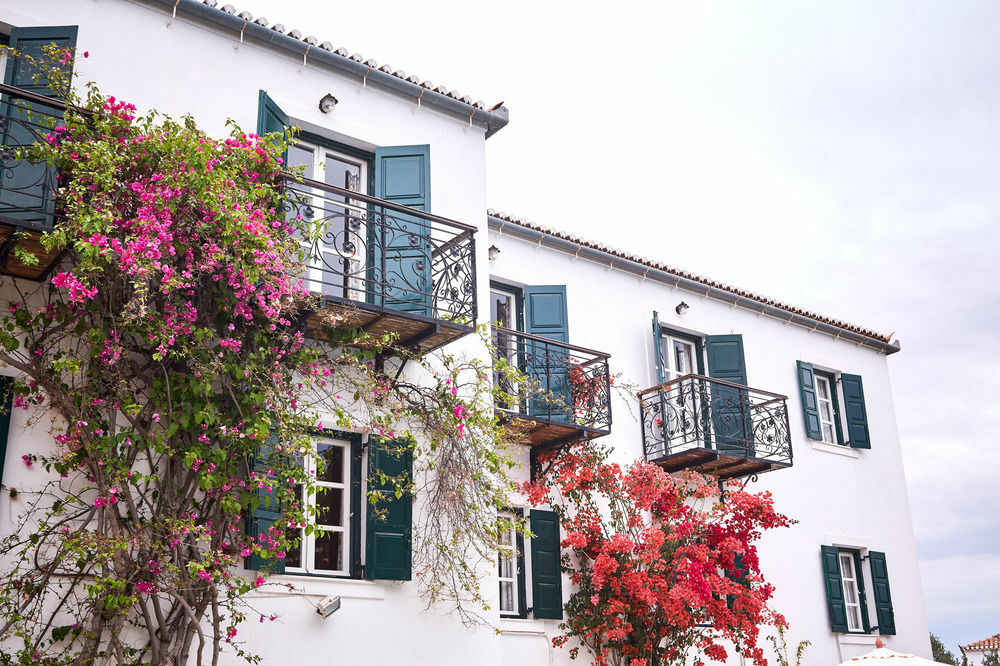 Spetses Retreat Accommodation Екстериор снимка